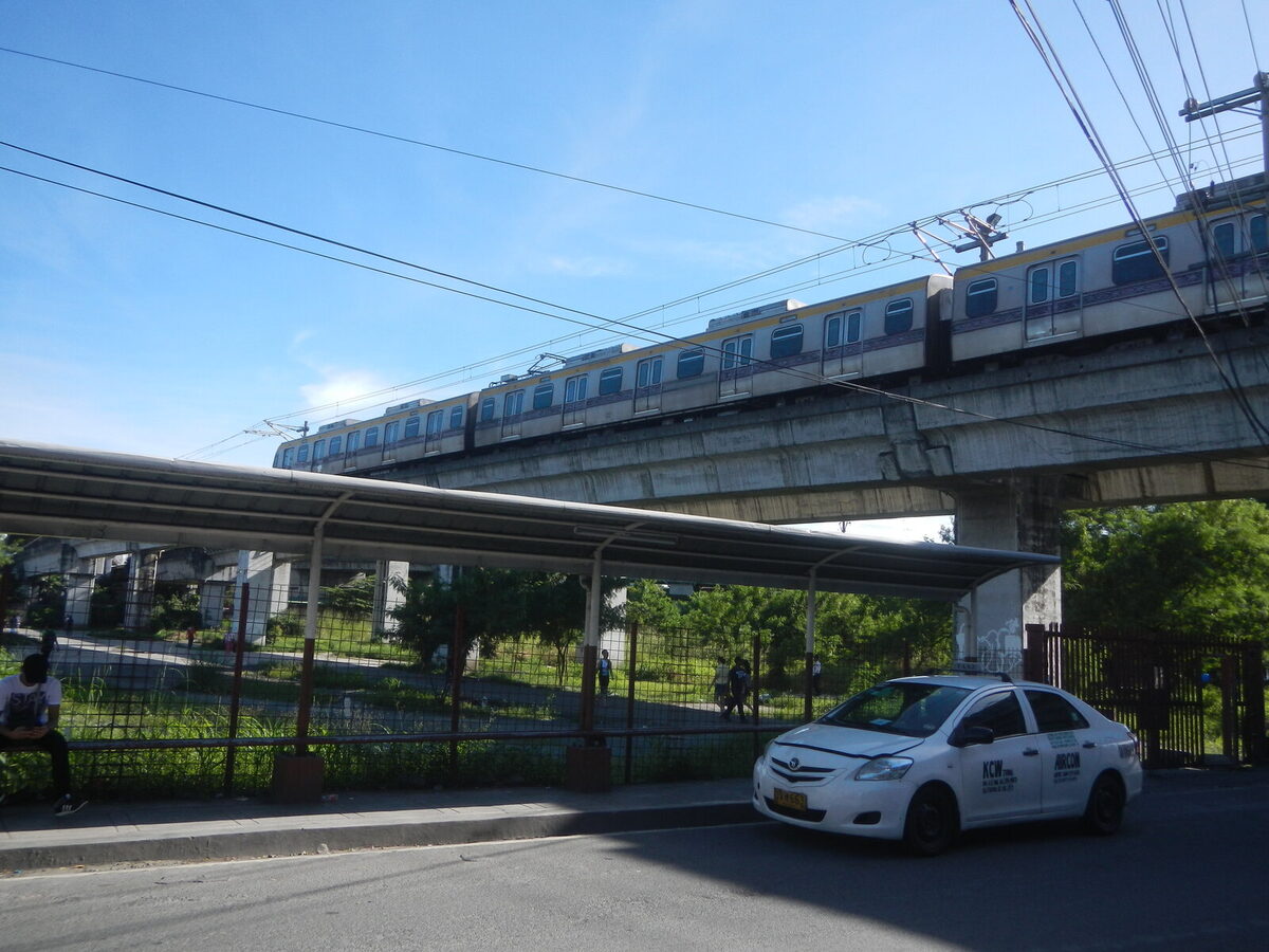 ไฟลัดวงจร MRT เตาปูน รัฐบาลสั่งซ่อมคืนนี้ ตั้งเป้าเปิดบริการเช้าพรุ่งนี้ จัดรถ ขสมก. สำรอง