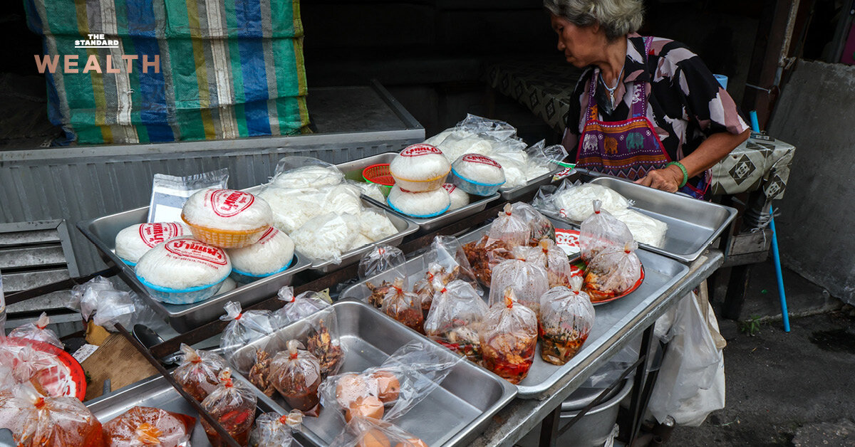 สนค.ชี้ครัวเรือนไทยแบกค่าใช้จ่ายเฉลี่ย 21,217 บาท/เดือน น้ำมัน-อาหาร ฉุดรายจ่ายพุ่ง 326…